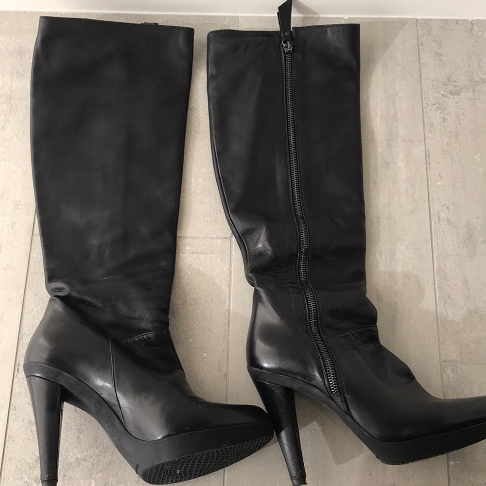 Stuart Weitzman tall leather boots